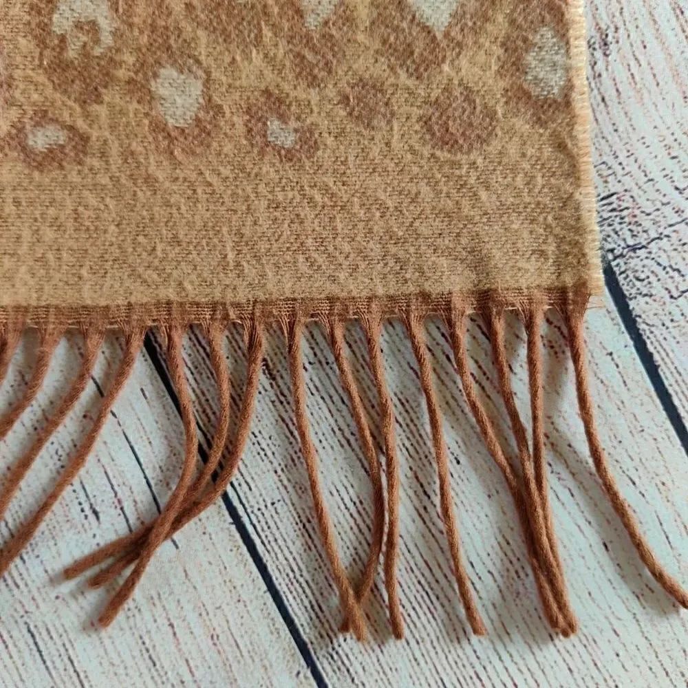 V. Fraas leopard print fringed scarf - Picture 6 of 9